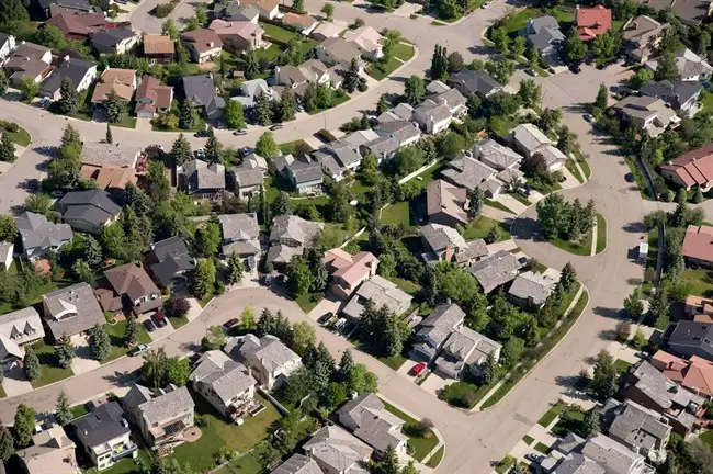Gastos de vivienda y alojamiento